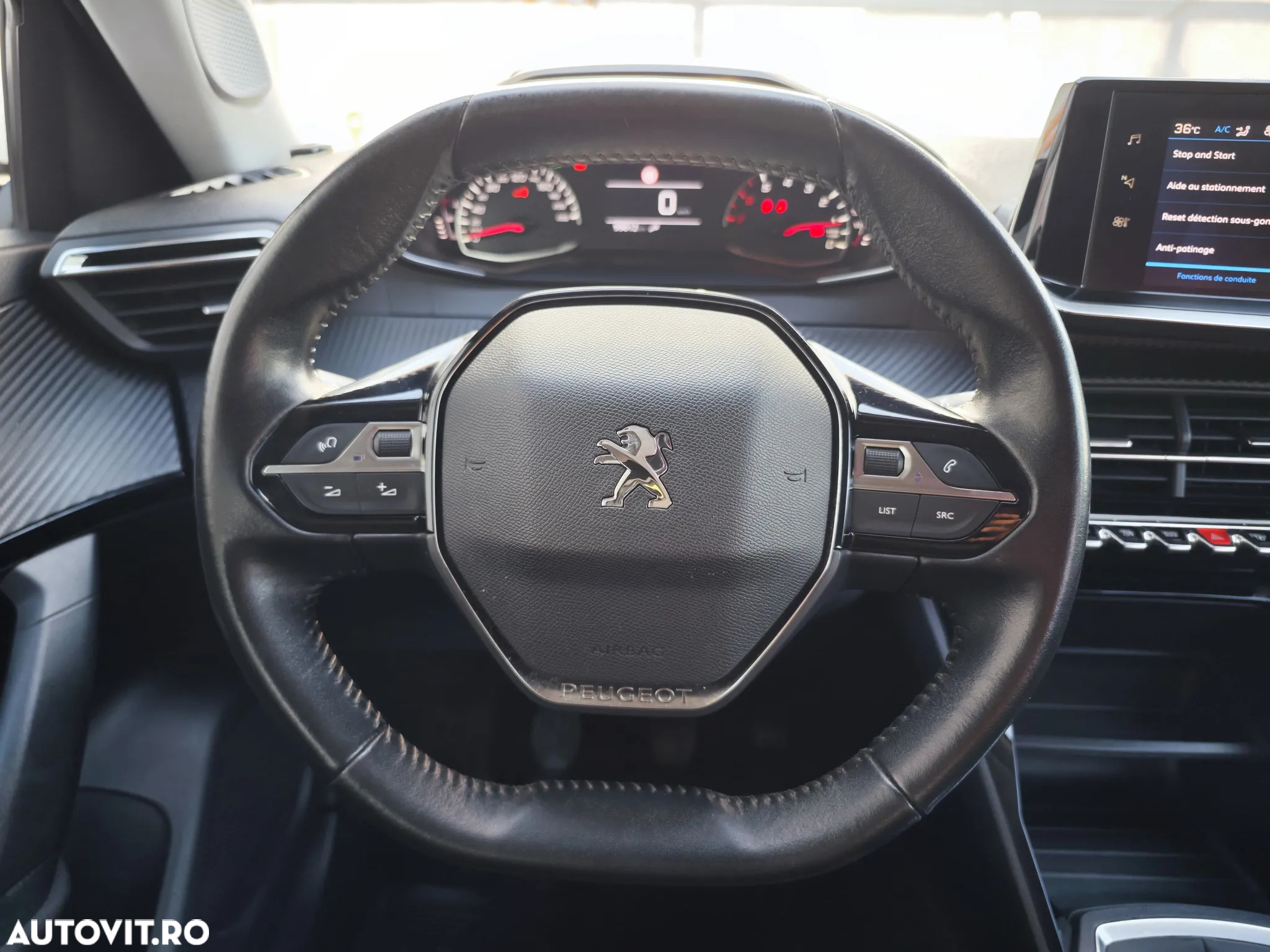 Peugeot 2008 - 19