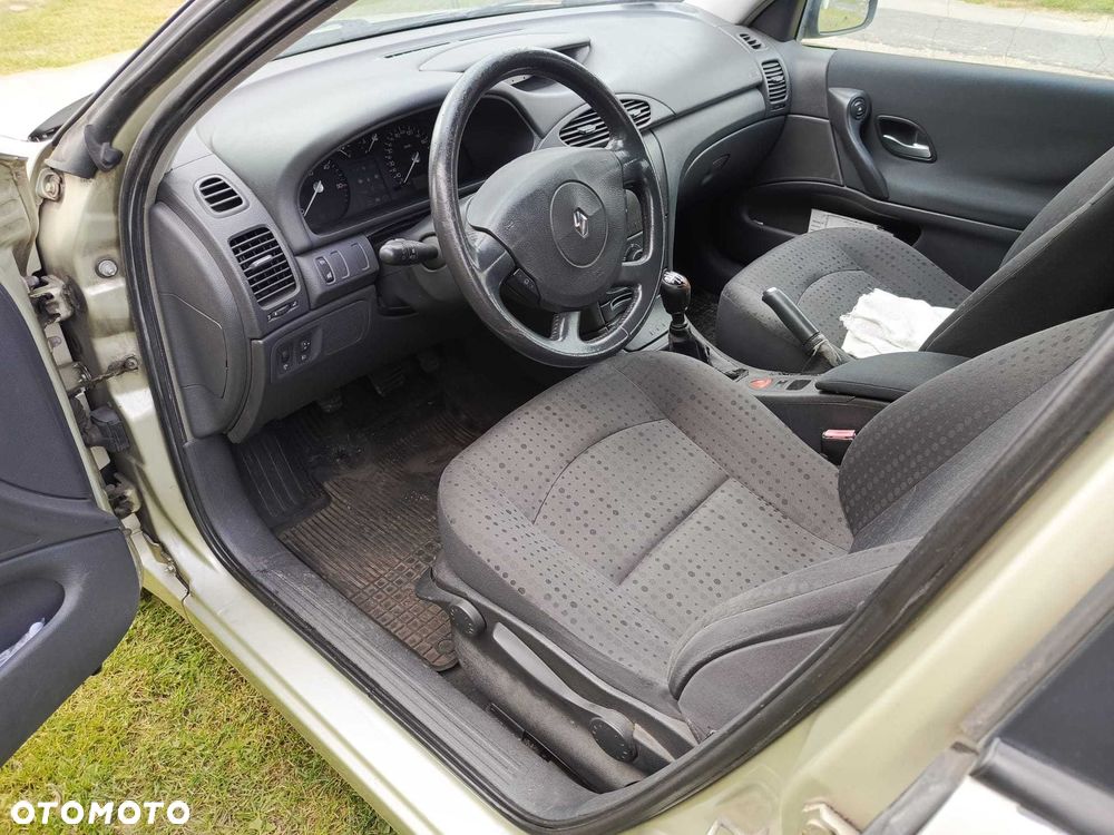 Renault Laguna - 6