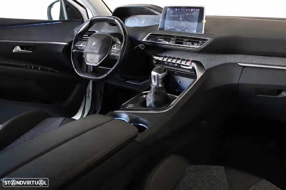 Peugeot 5008 1.2 PureTech Allure - 6