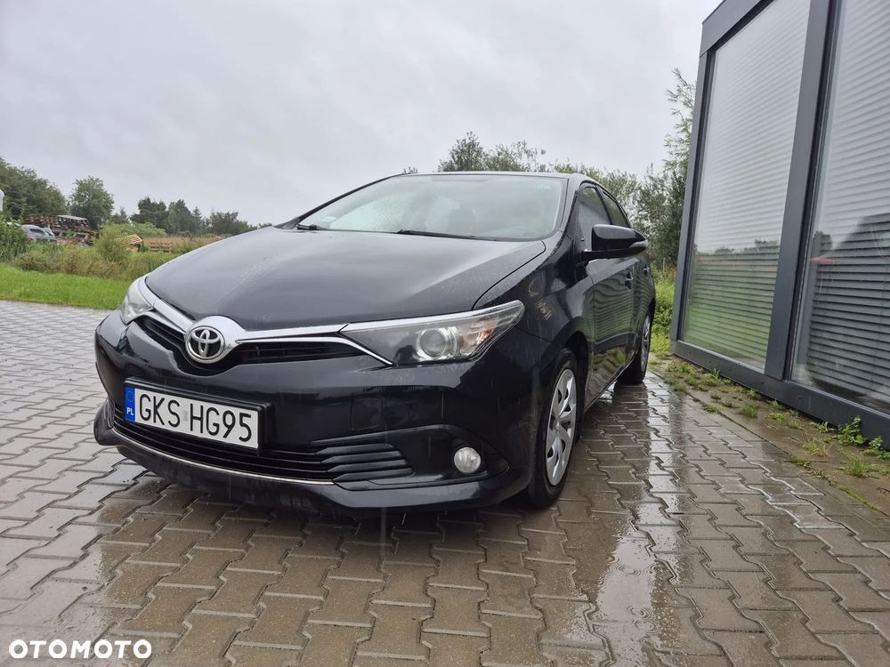 Toyota Auris 1.6 D-4D Dynamic - 3