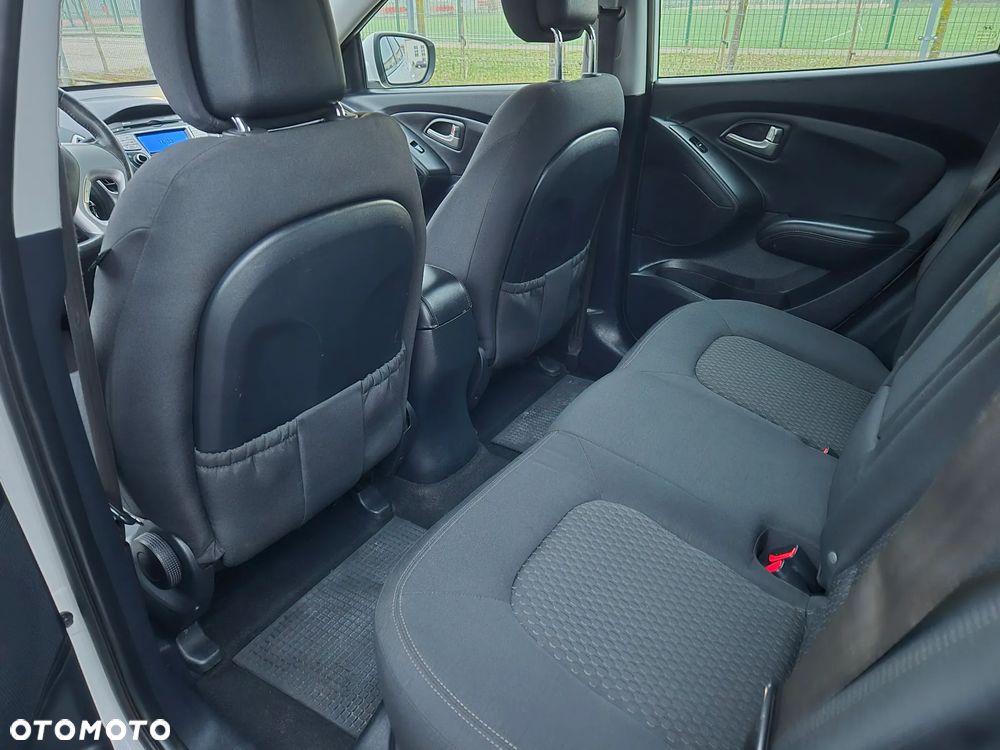 Hyundai ix35 1.6 2WD UEFA EURO 2012 Edition - 13