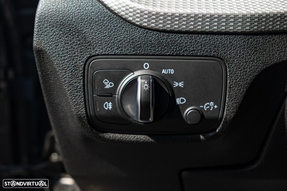Audi Q2 30 TDI Advanced S tronic - 21