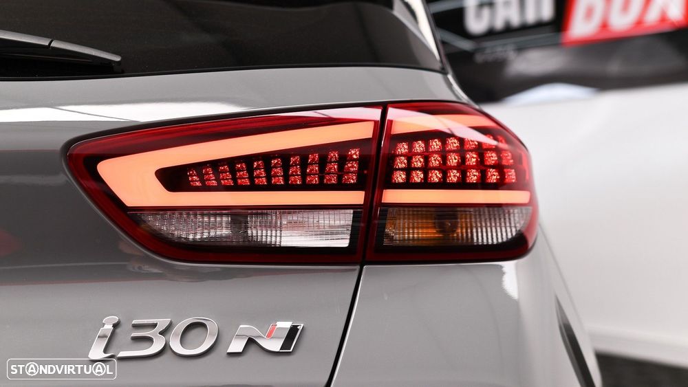 Hyundai i30 N 2.0 T-GDi Pack Performance 8DCT - 29