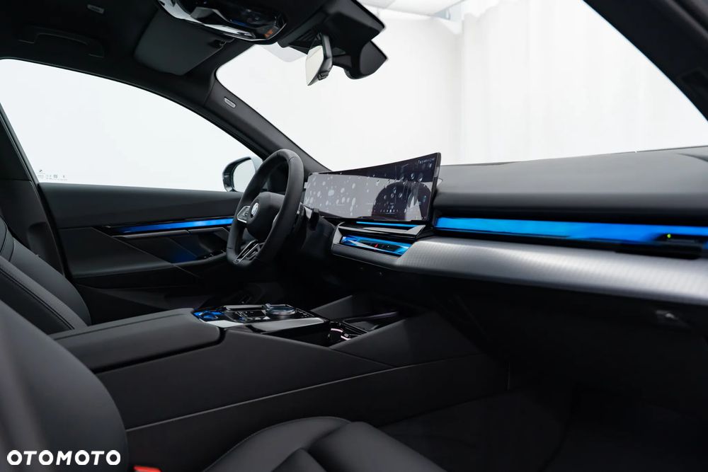 BMW Seria 5 - 38