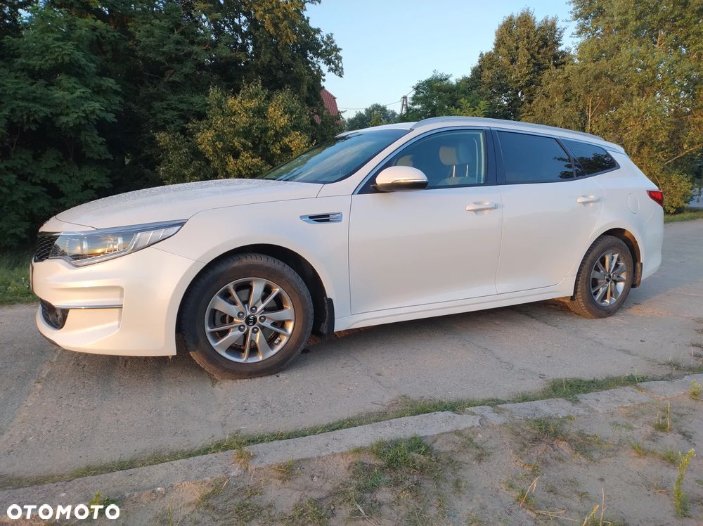 Kia Optima - 19