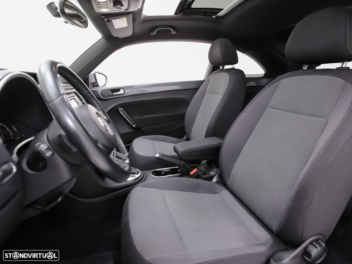 VW New Beetle - 7
