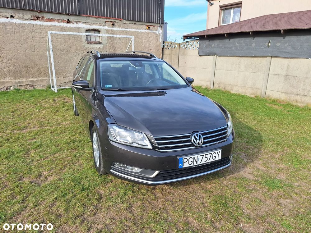 Volkswagen Passat 2.0 TDI DSG BlueMotion Technology Comfortline - 14