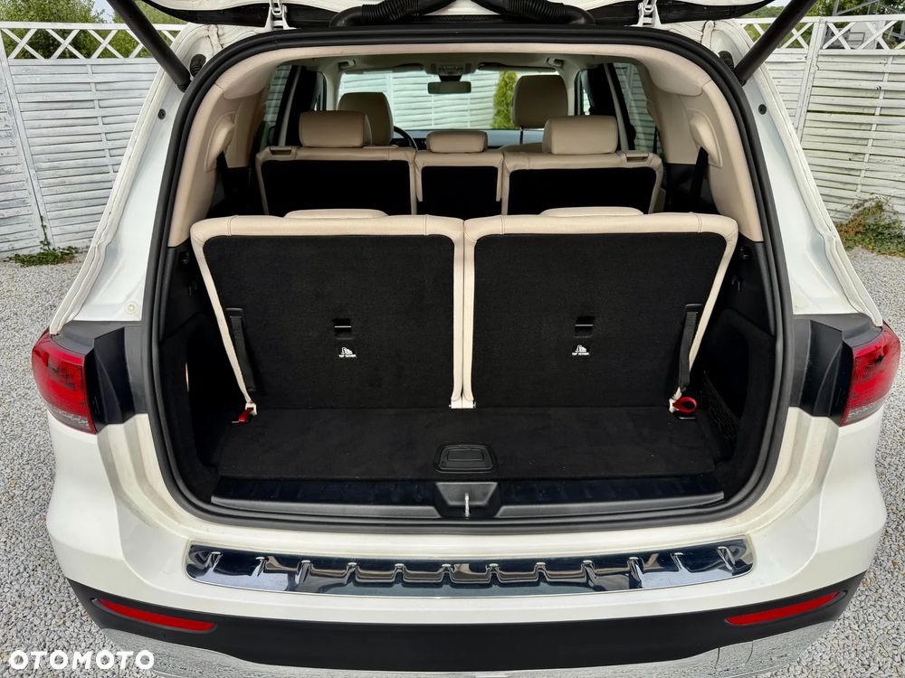 Mercedes-Benz GLB 250 4Matic 8G-DCT - 19