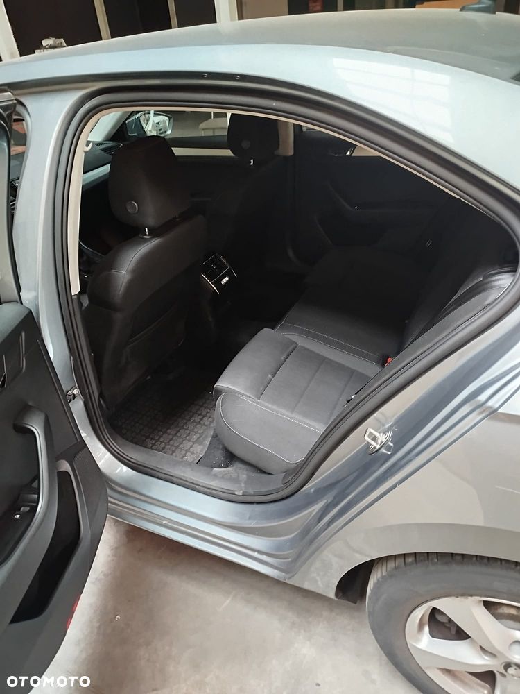 Skoda Superb 1.6 TDI Ambition - 37