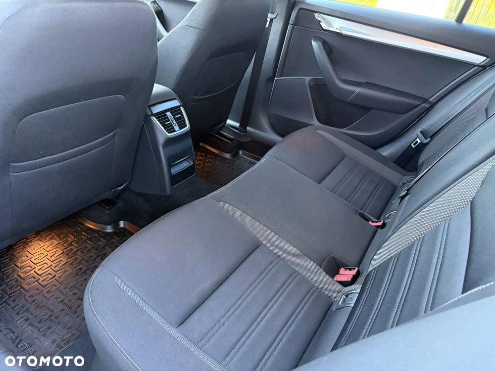 Skoda Octavia 1.6 TDI Ambition - 21