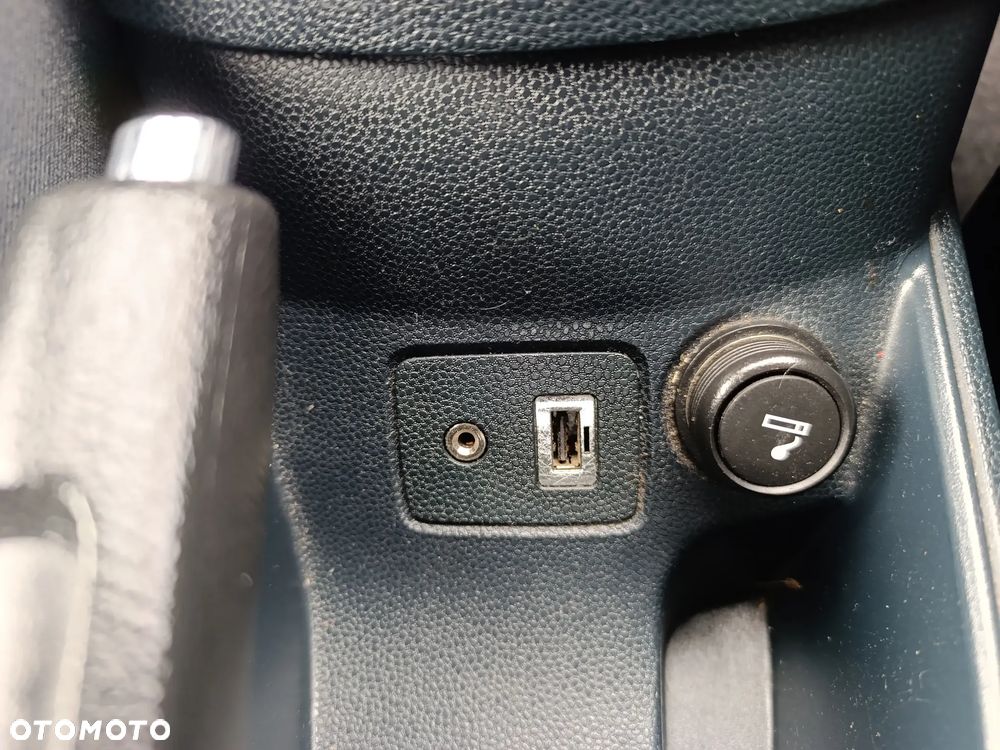 Ford Fiesta - 11