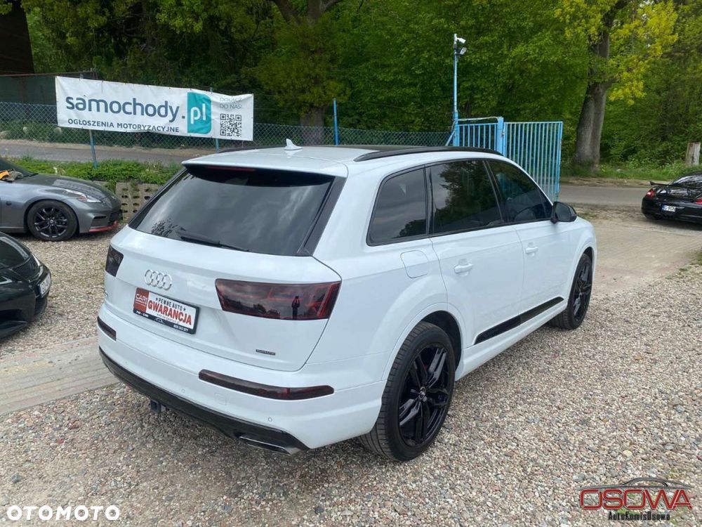 Audi Q7 - 10