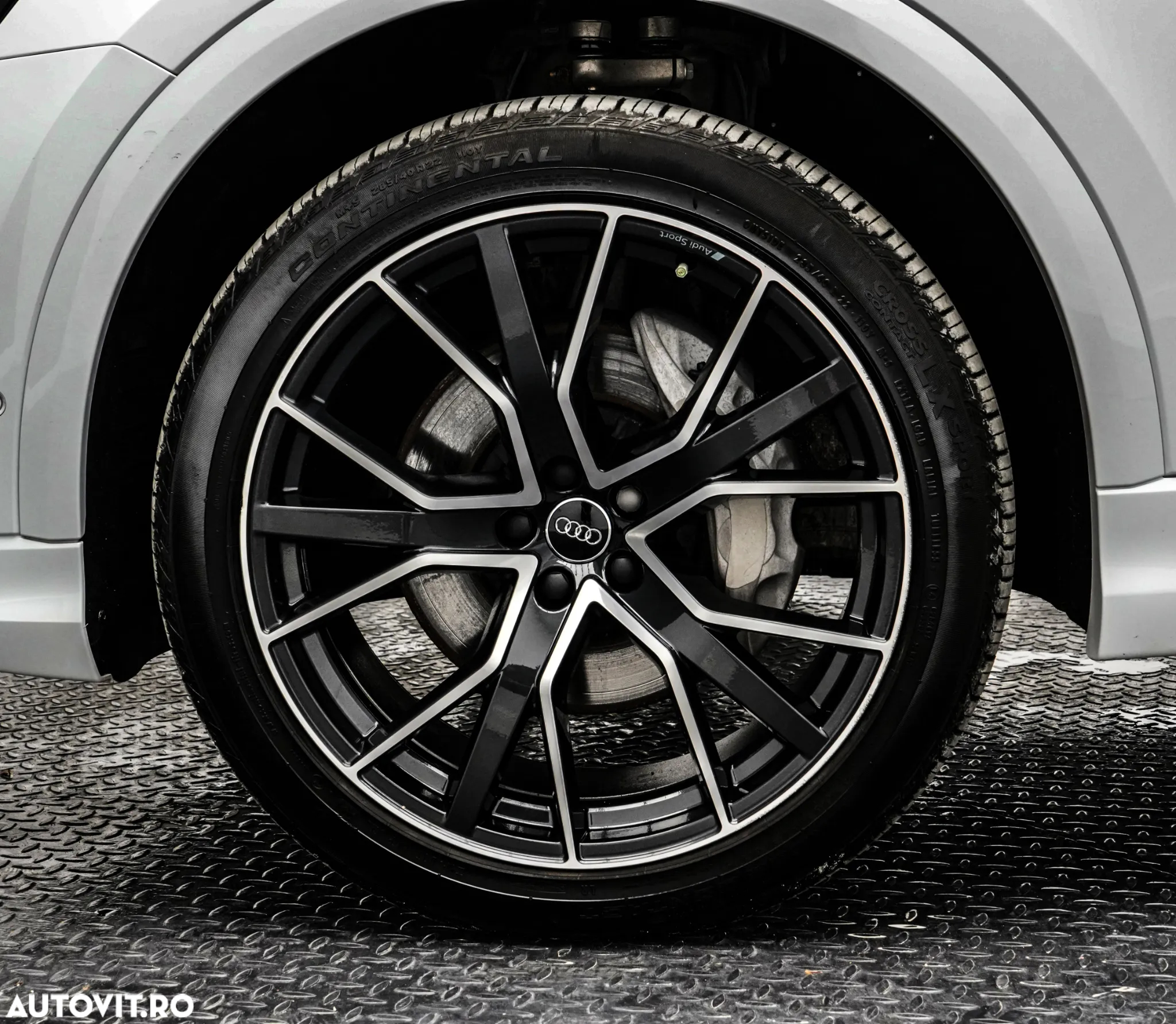 Audi Q8 3.0 55 TFSI quattro Tiptronic MHEV - 30