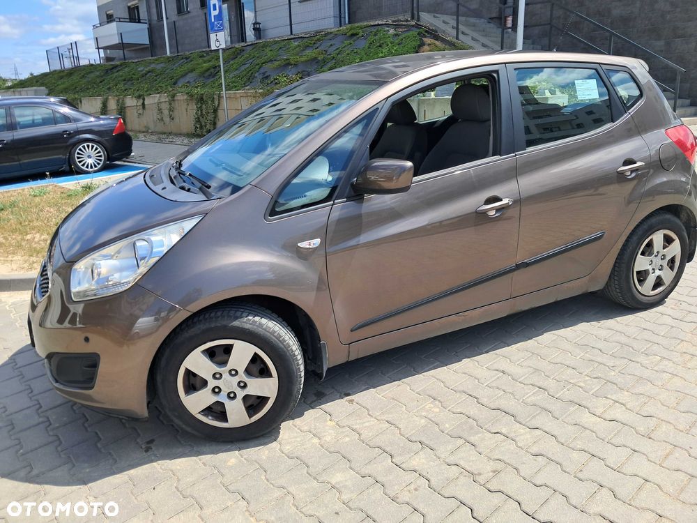 Kia Venga - 2
