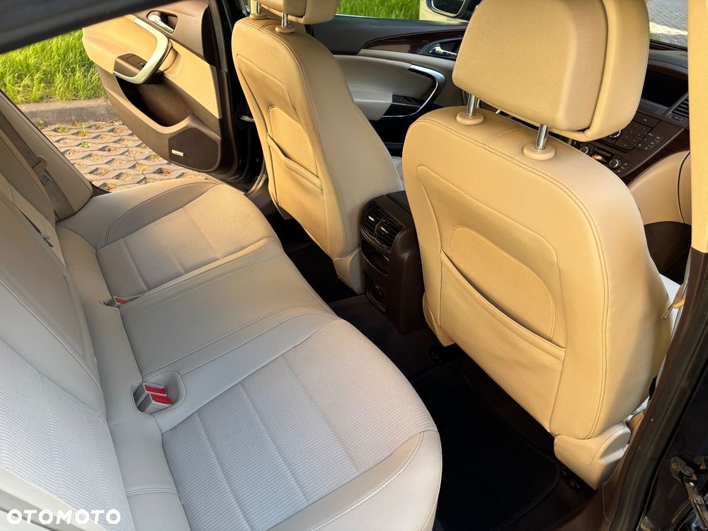 Opel Insignia - 20