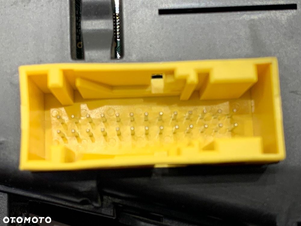 LICZNIK  CITROEN C4 GRAND PICASSO I (UA_) 2006 - 2013 1.6 HDi 80 kW [109 KM] olej napędowy 2006 - - 5