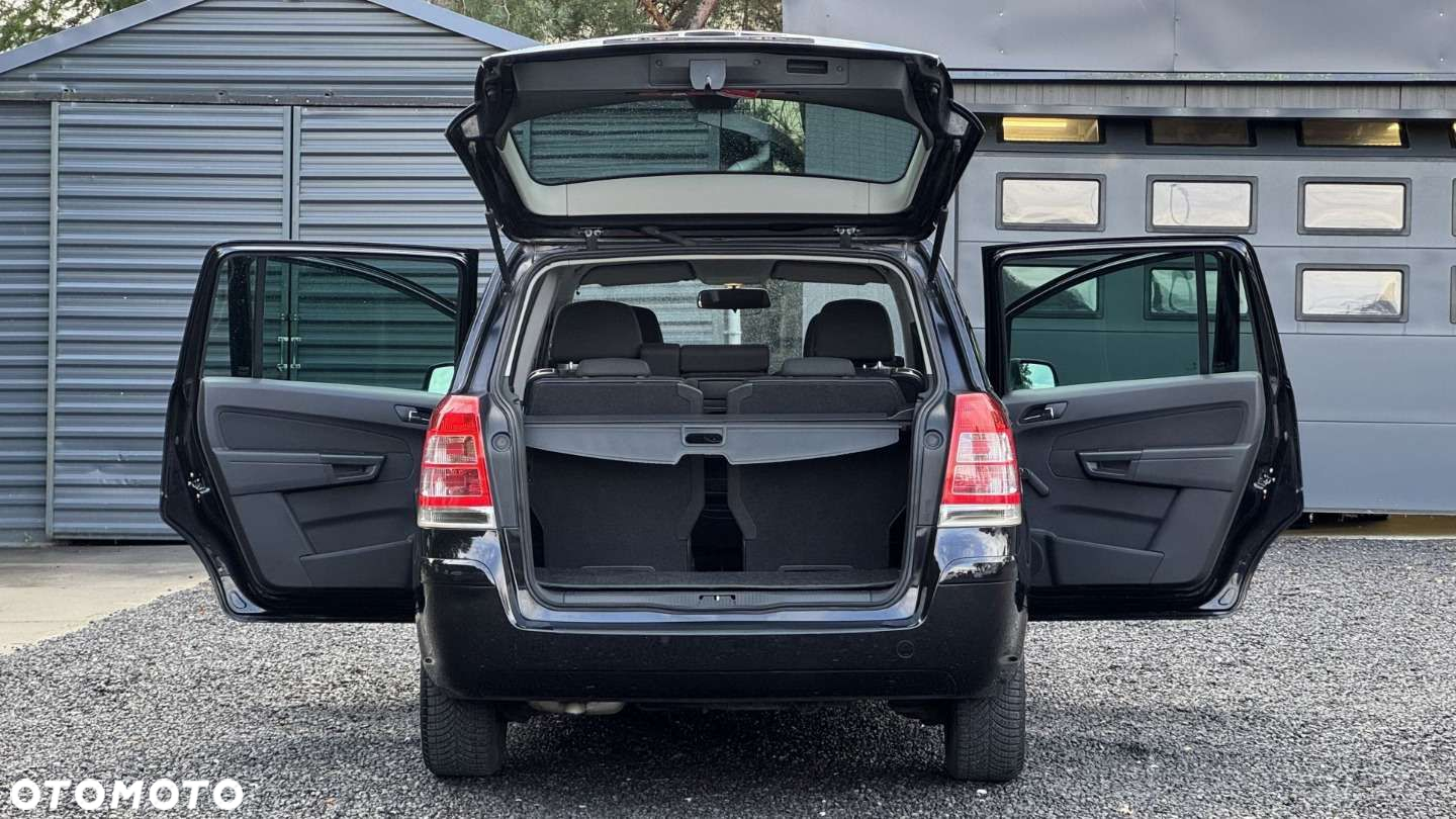 Opel Zafira - 15