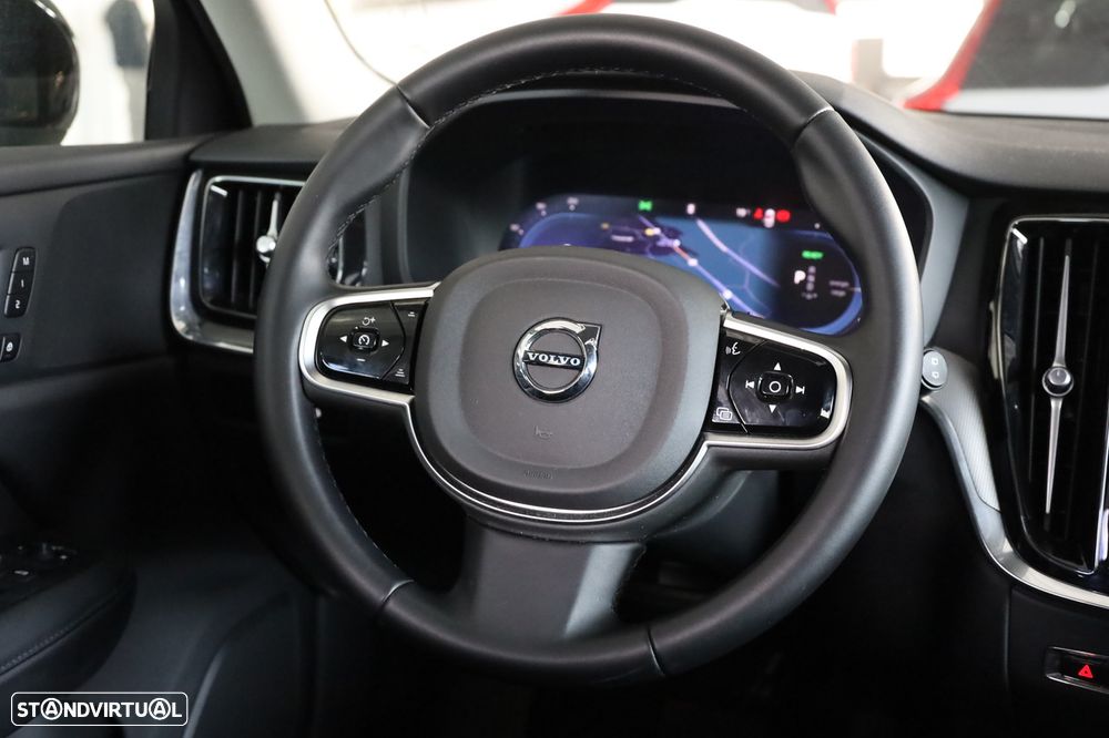 Volvo V60 2.0 T6 AWD TE Plus Dark - 15