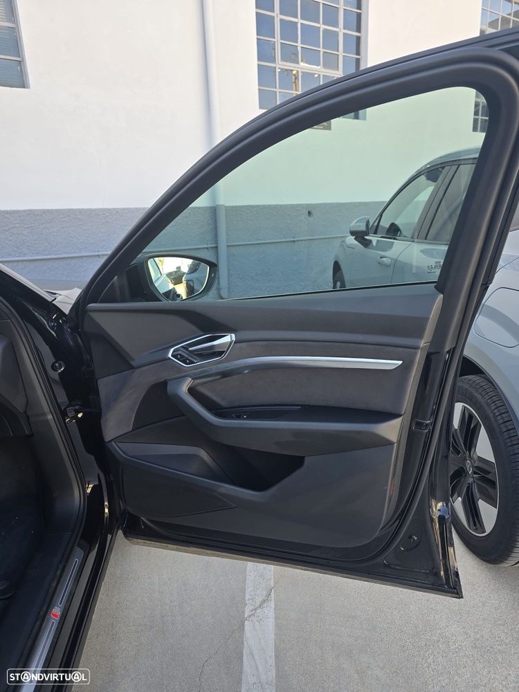 Audi e-tron 50 quattro S line - 12