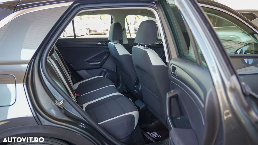 Volkswagen T-Roc 2.0 TDI SCR DSG Style - 28