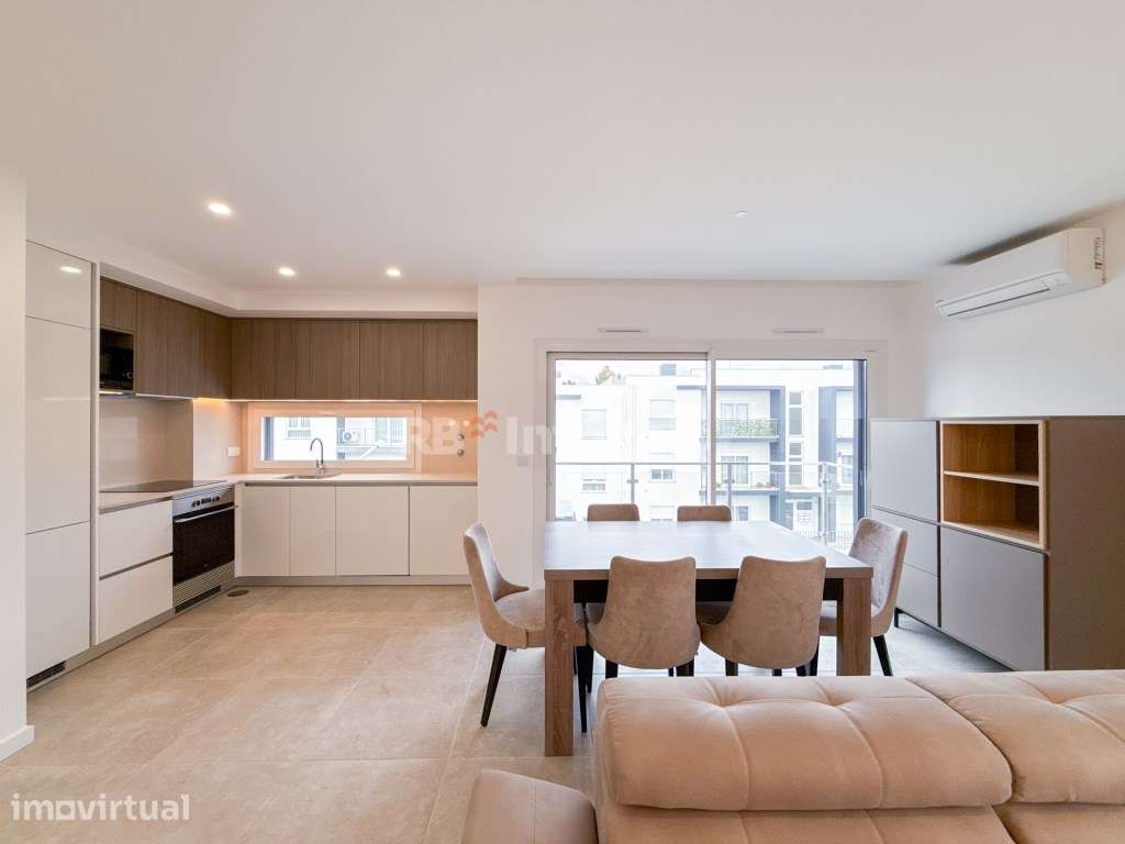 Apartamento T2 Novo c/ Elevador, Garagem e Varanda - Constância - Grande imagem: 2/48