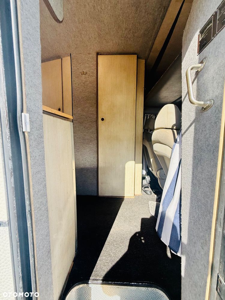 Ford Transit - 17