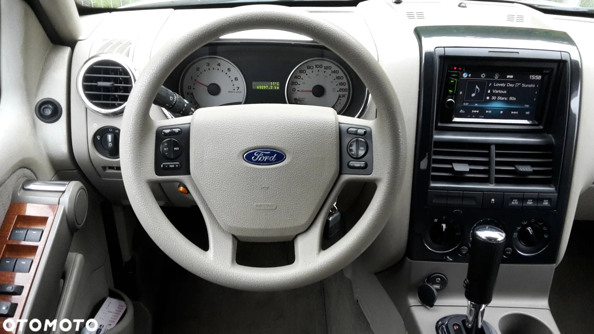 Ford Explorer - 9