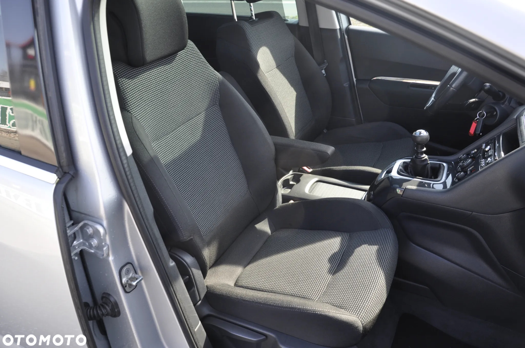 Peugeot 5008 1.6 THP Business Line - 20