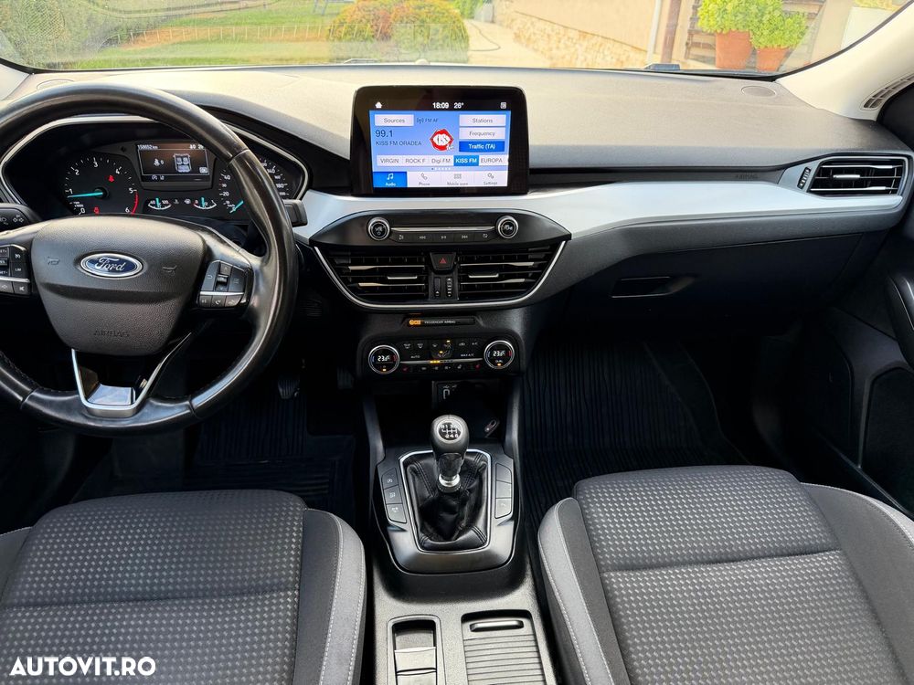 Ford Focus - 7