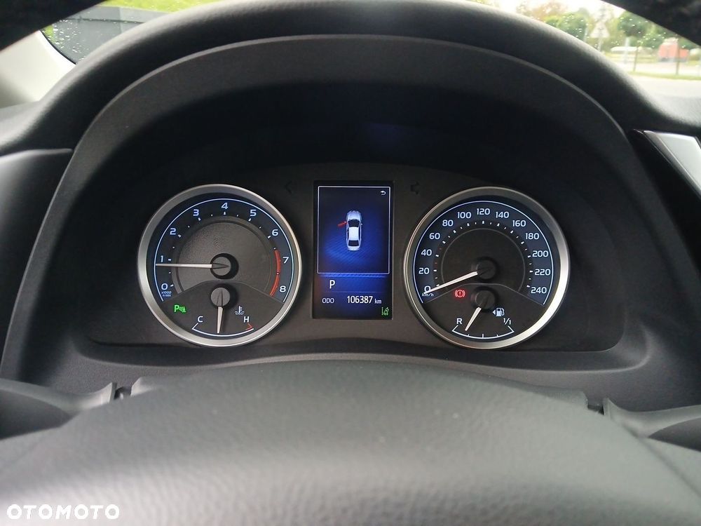 Toyota Corolla 1.6 Comfort MS - 29