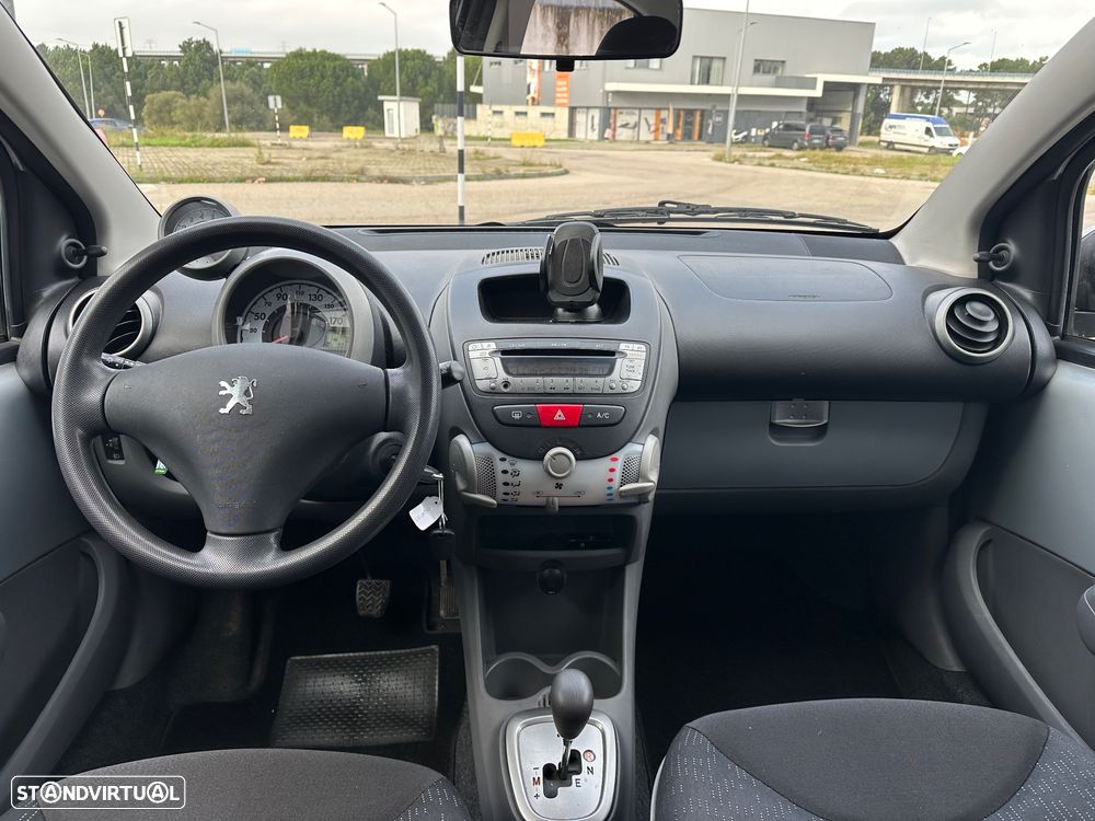 Peugeot 107 1.0 Urban 2 Tronic - 9