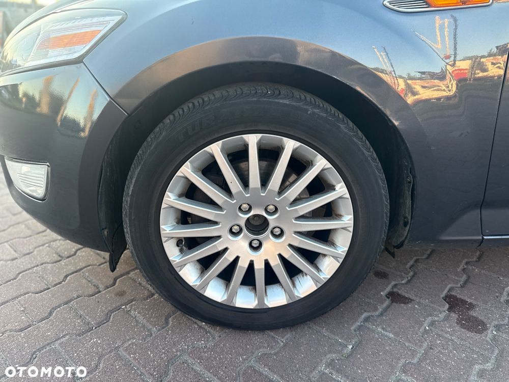 Ford Mondeo 2.0 TDCi Ghia - 30