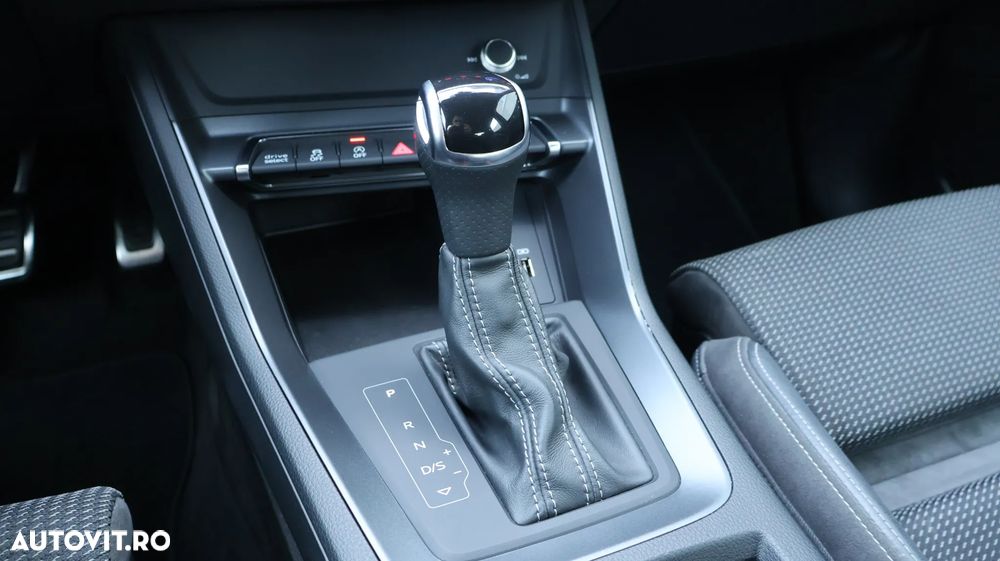 Audi Q3 35 TDI S tronic S line - 20