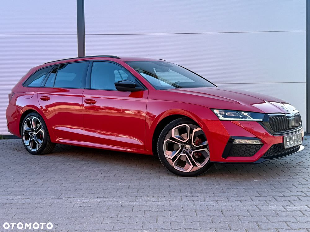 Skoda Octavia 2.0 TDI DSG RS - 11