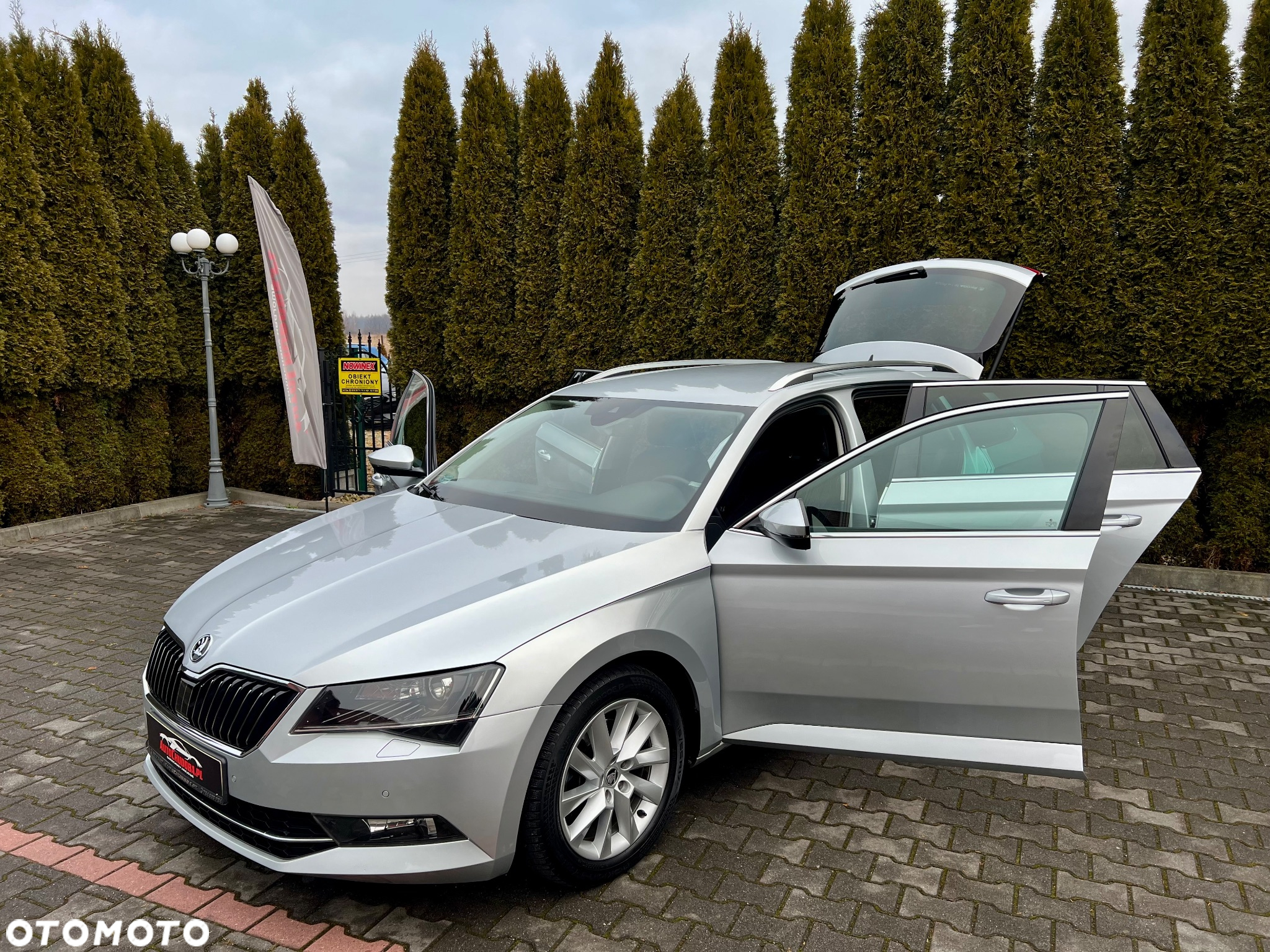 Skoda Superb 2.0 TDI Style DSG - 3