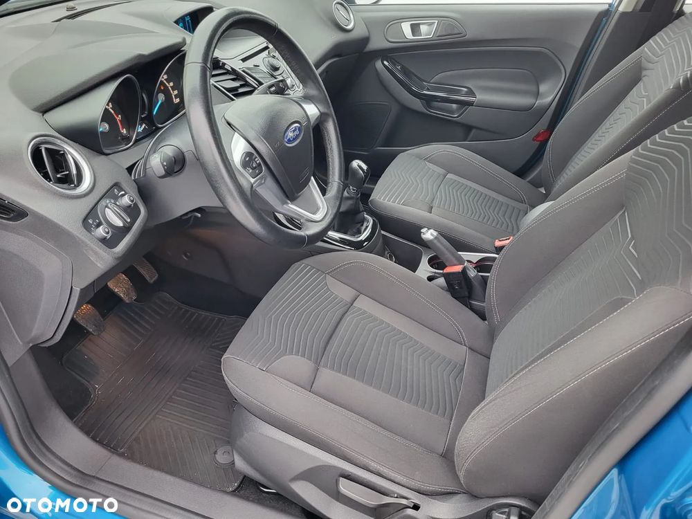 Ford Fiesta 1.0 EcoBoost Titanium - 25