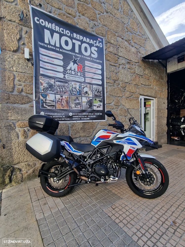 Benelli TRK 502 - 11