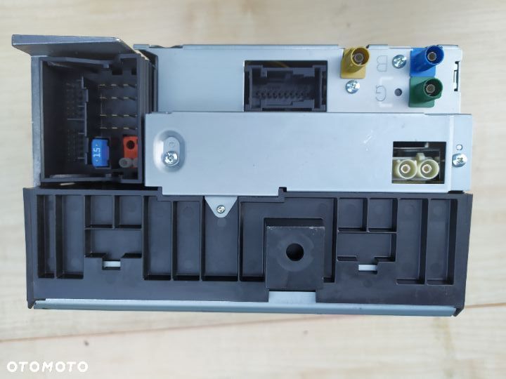 MERCEDES ML GL 164 LIFT command radio CD Europa   SD - 13