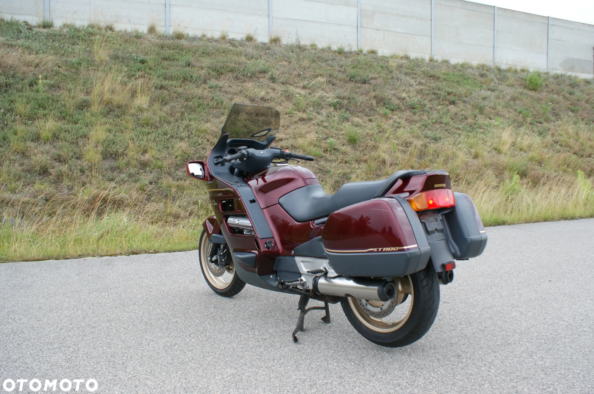 Honda ST - 10