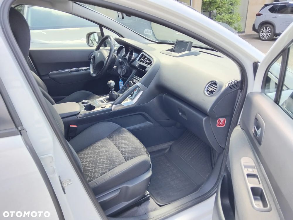 Peugeot 3008 1.6 BlueHDi Allure S&S - 23