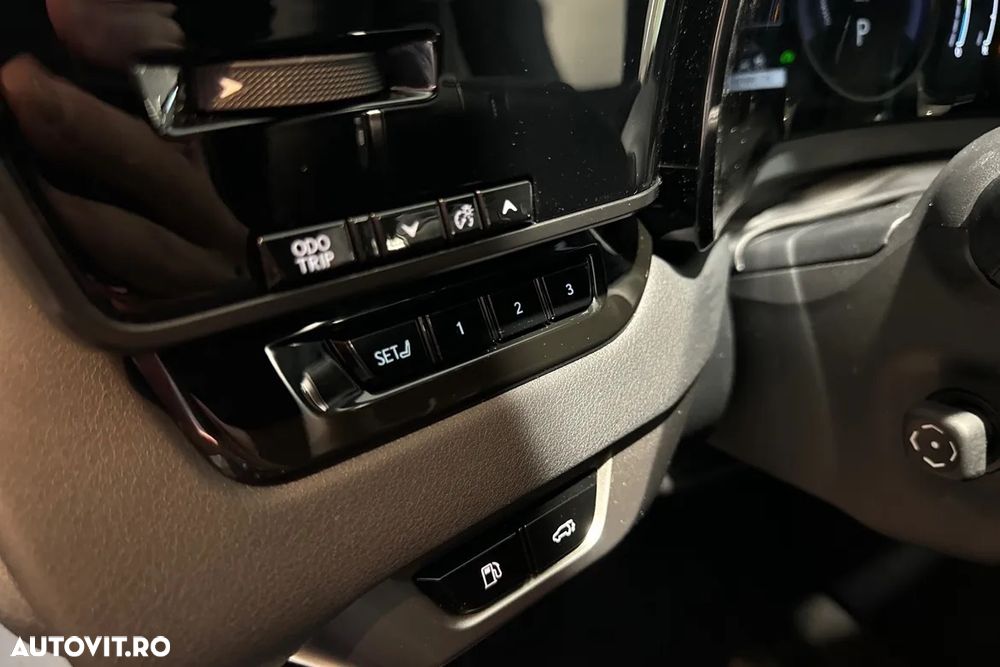 Lexus Seria RX 450h+ E-Four PHEV Executive - 13