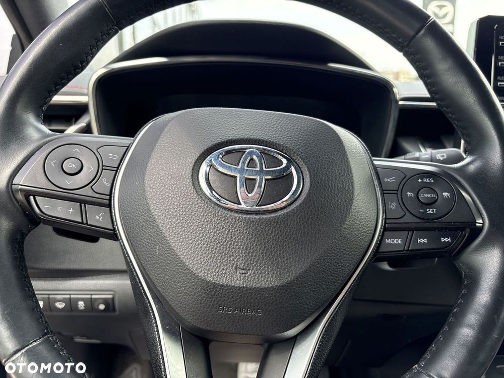 Toyota Corolla 2.0 Hybrid Executive - 24