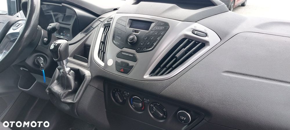Ford TRANSIT CUSTOM  L2H1/130KM/Klima/Parktronic przód+tył/tempomat/import Niemcy/bezwypadkowy - 9