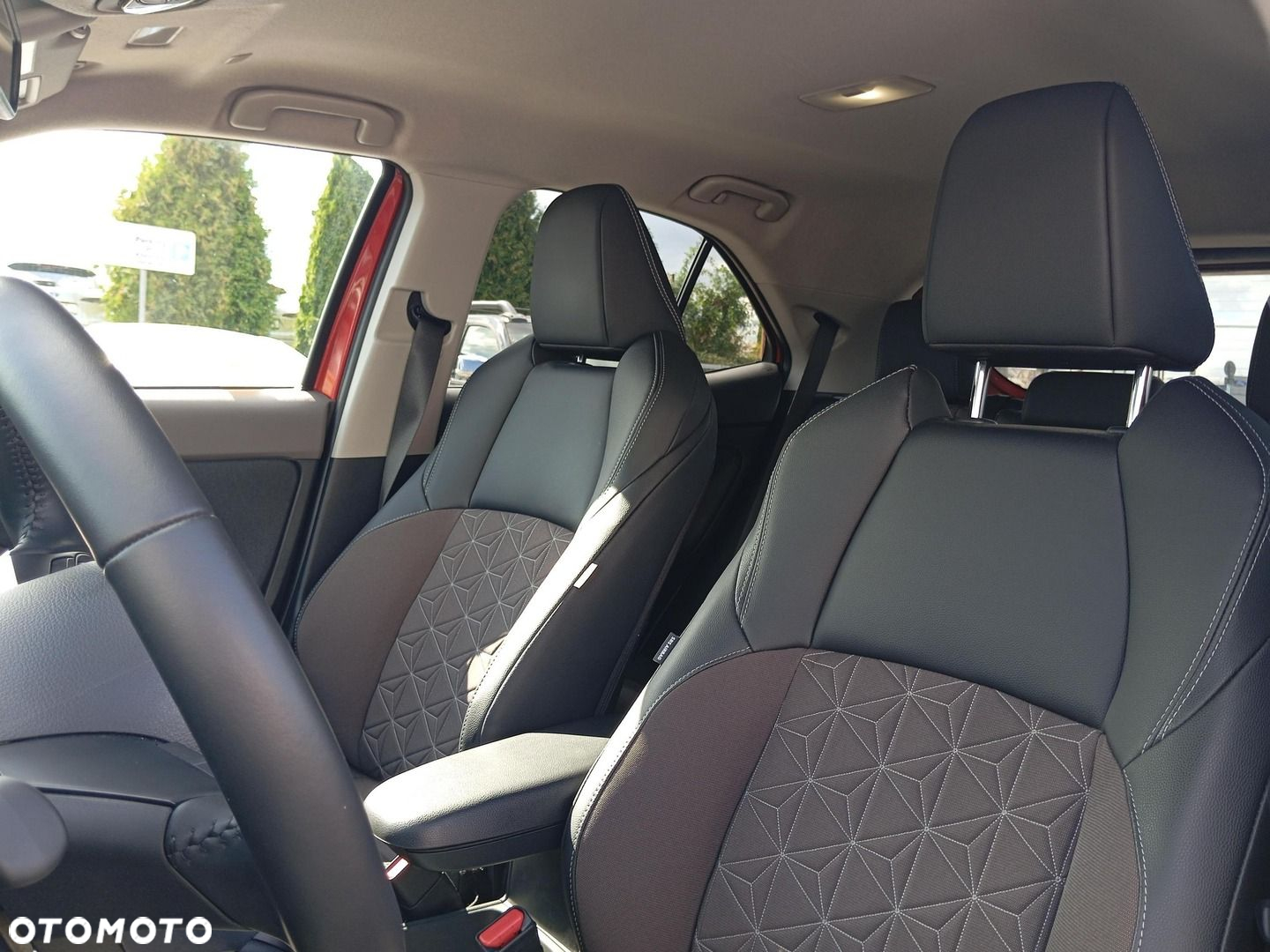 Toyota Yaris Cross - 16