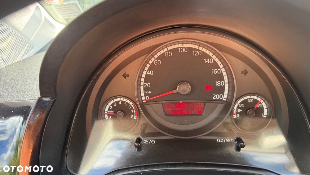 Volkswagen up! - 13