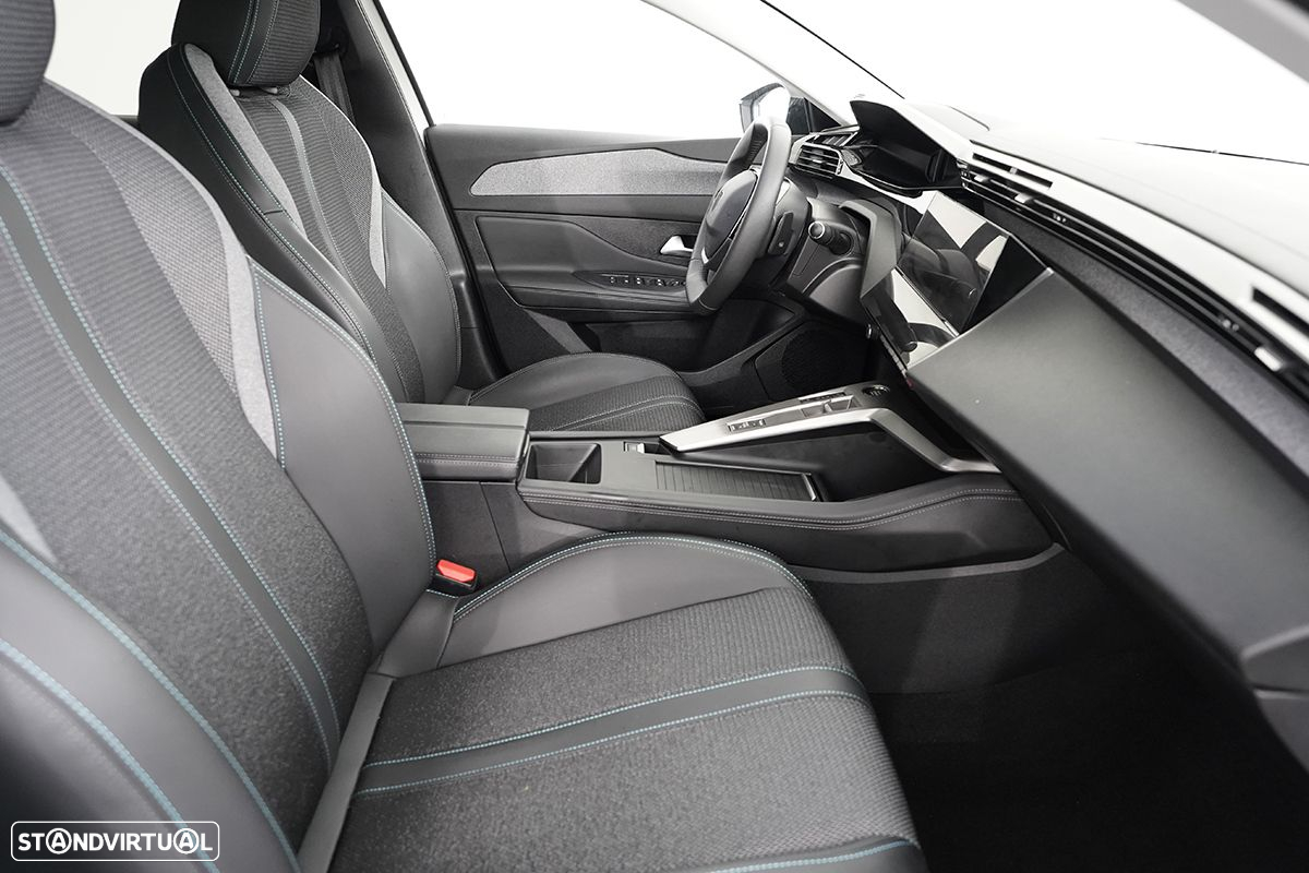 Peugeot 308 1.2 PureTech Allure Pack EAT8 - 19