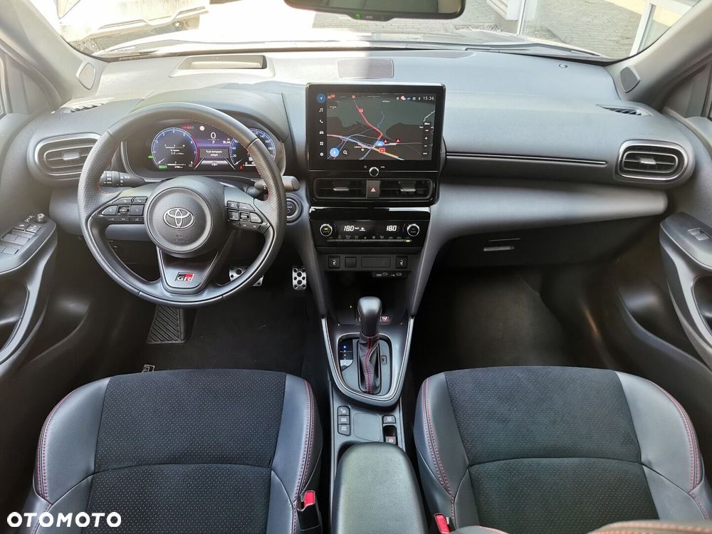 Toyota Yaris Cross Hybrid 1.5 GR Sport - 8
