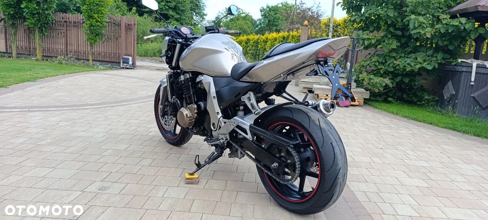 Kawasaki Z - 6