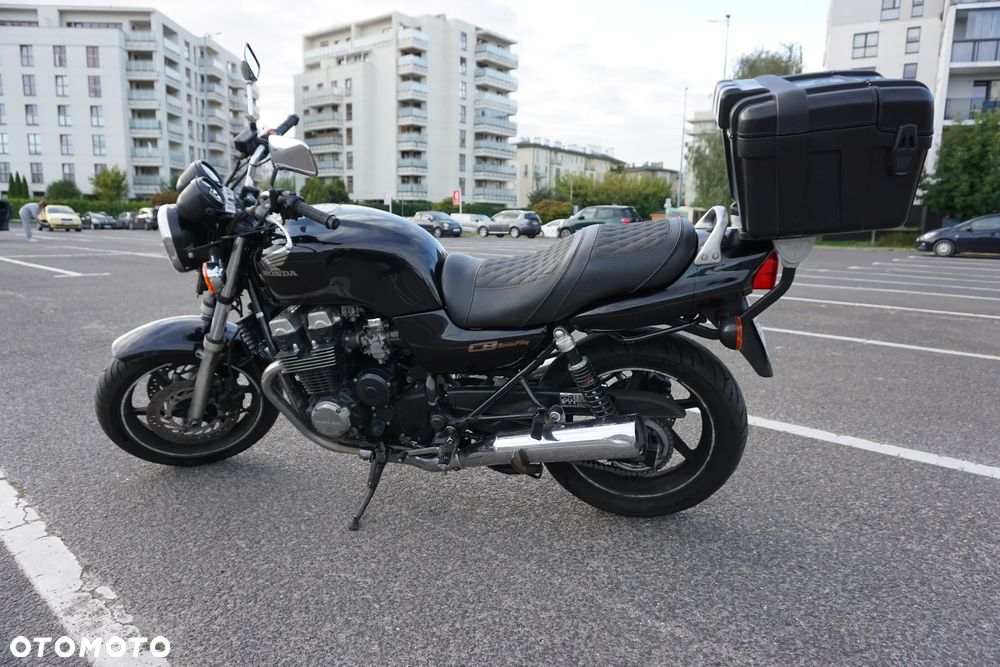 Honda CB - 2