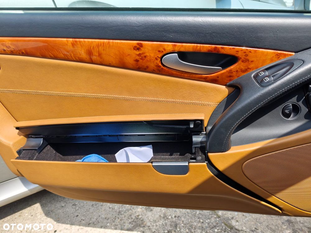 Mercedes-Benz SL 350 7G-TRONIC - 33